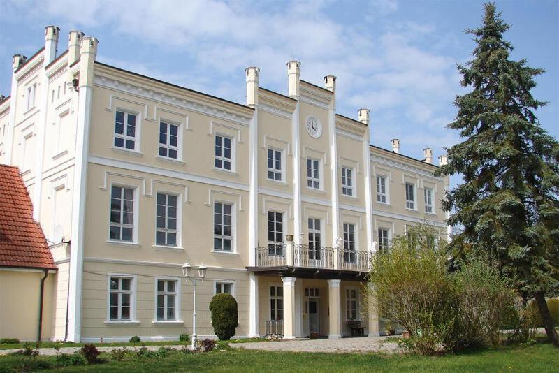 Gemuetliche Ferienwohnung Fuer 6 Personen Im Schloss Kastorf Knorrendorf Екстериор снимка